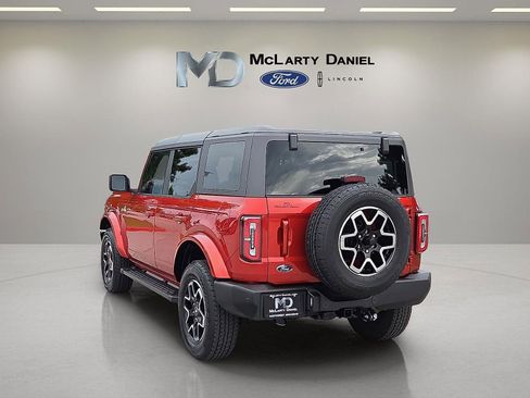 Used 2023 Ford Bronco Outer Banks AWD/4WD image 4