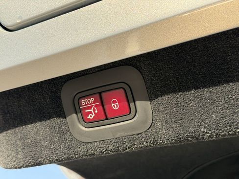 New 2026 Aston Martin DBX 707 image 41