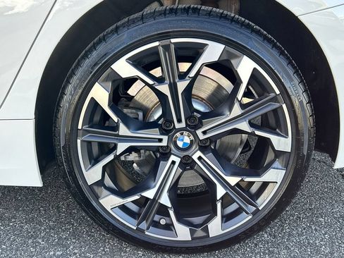 Used 2025 BMW 330i xDrive Sedan w/ M Sport Package AWD/4WD image 11