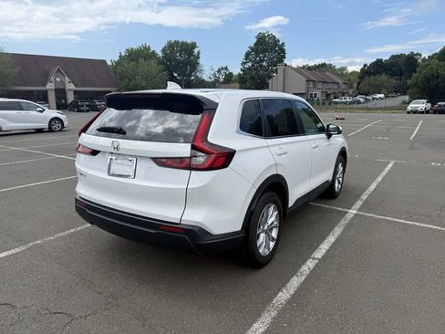 Used 2024 Honda CR-V EX image 7