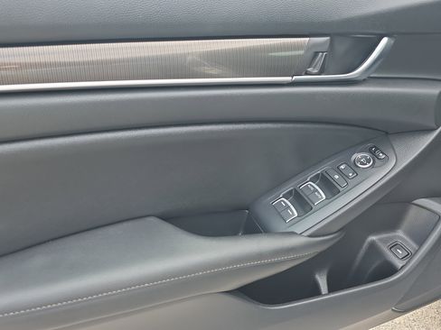 Used 2020 Honda Accord Sport image 21