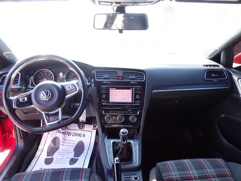 Used 2018 Volkswagen GTI S FWD image 10
