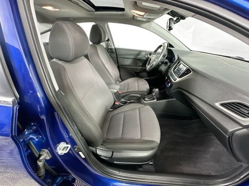 Used 2022 Hyundai Accent Limited w/ Cargo Package FWD image 28