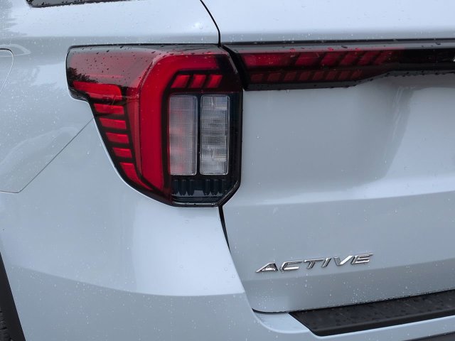 New 2026 Ford Explorer Active RWD image 12