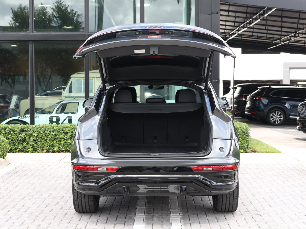 Used 2024 Audi Q5 2.0T Premium Plus AWD/4WD image 7