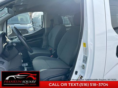 Used 2021 Nissan NV200 SV w/ Sliding Door Glass Package image 19
