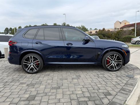 Certified 2025 BMW X5 xDrive40i w/ Executive Package image 8