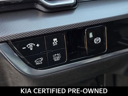 Certified 2025 Kia Sportage SX Prestige image 22