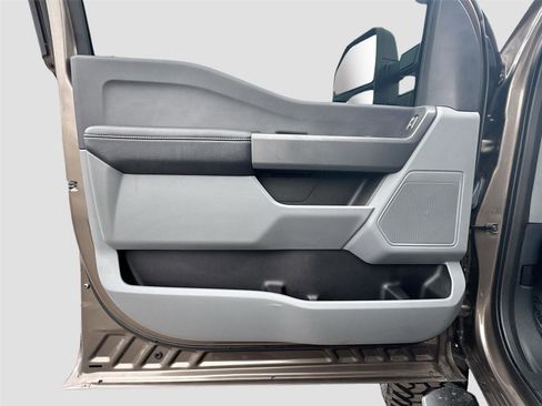 Used 2023 Ford F250 XL w/ STX Appearance Package image 17