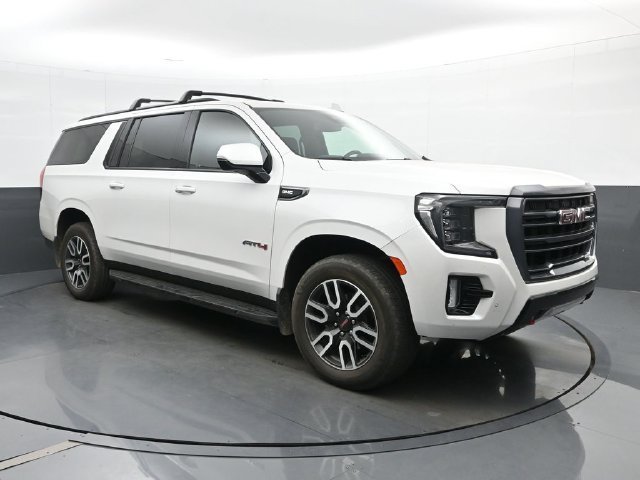Used 2023 GMC Yukon XL AT4 AWD/4WD image 1