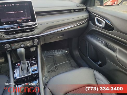 New 2026 Jeep Compass Latitude image 13