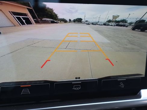 Used 2023 GMC Sierra 1500 SLT w/ SLT Convenience Package RWD image 17