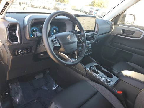 Used 2025 Ford Bronco Sport Big Bend w/ Convenience Package image 9