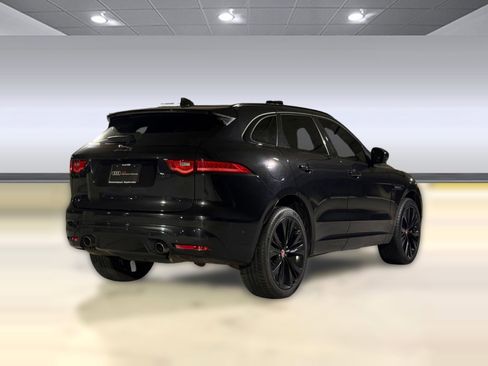 Used 2019 Jaguar F-PACE S AWD/4WD image 9