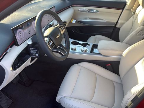New 2026 Genesis GV70 2.5T Select AWD/4WD image 10