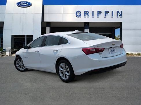 Used 2025 Chevrolet Malibu LT FWD image 9