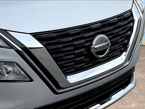 Used 2021 Nissan Rogue Platinum FWD image 35