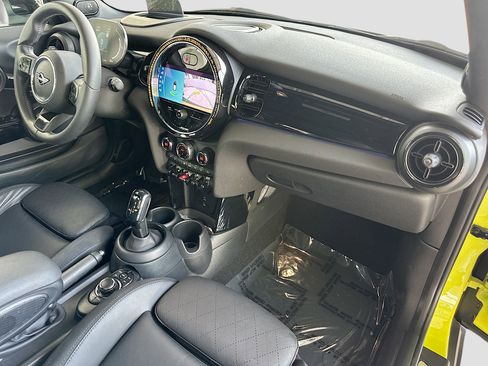 Certified 2023 MINI Cooper S FWD image 30