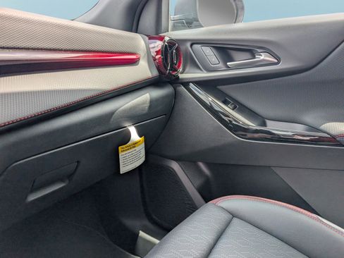 New 2026 Chevrolet Equinox RS w/ Convenience Package III FWD image 30