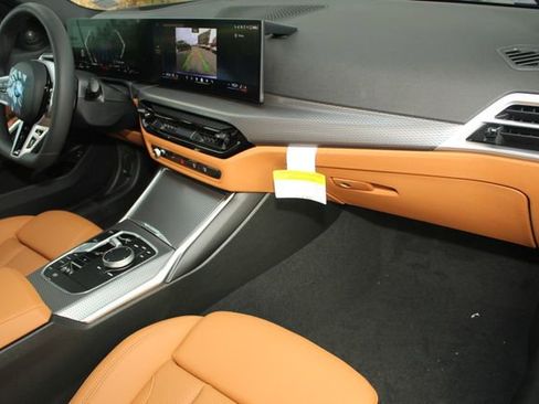 Used 2026 BMW 330i xDrive Sedan w/ M Sport Package image 25