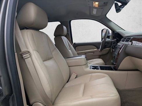 Used 2013 Chevrolet Silverado 3500 LTZ w/ LTZ Plus Package image 16