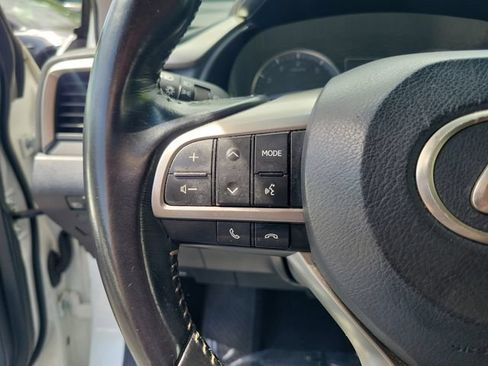 Used 2018 Lexus RX 350L FWD w/ Accessory Package image 16