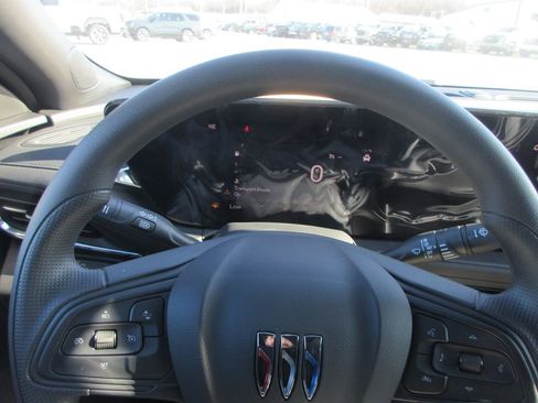 New 2026 Buick Envista Preferred image 17