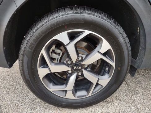 Used 2021 Kia Sportage LX image 23