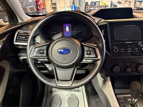 Used 2023 Subaru Forester AWD/4WD image 13