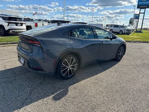 Used 2025 Toyota Prius AWD image 4