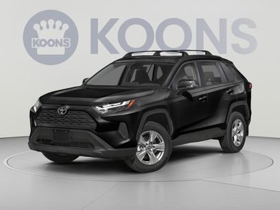 Used 2022 Toyota RAV4 XLE w/ Convenience Package