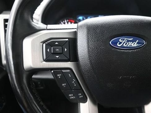 Used 2017 Ford F150 Platinum w/ Equipment Group 701A Luxury AWD/4WD image 27
