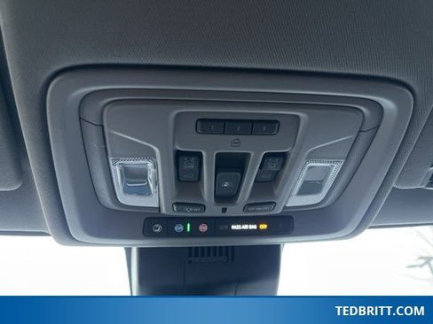 Used 2022 GMC Sierra 1500 SLT w/ SLT Convenience Package image 41