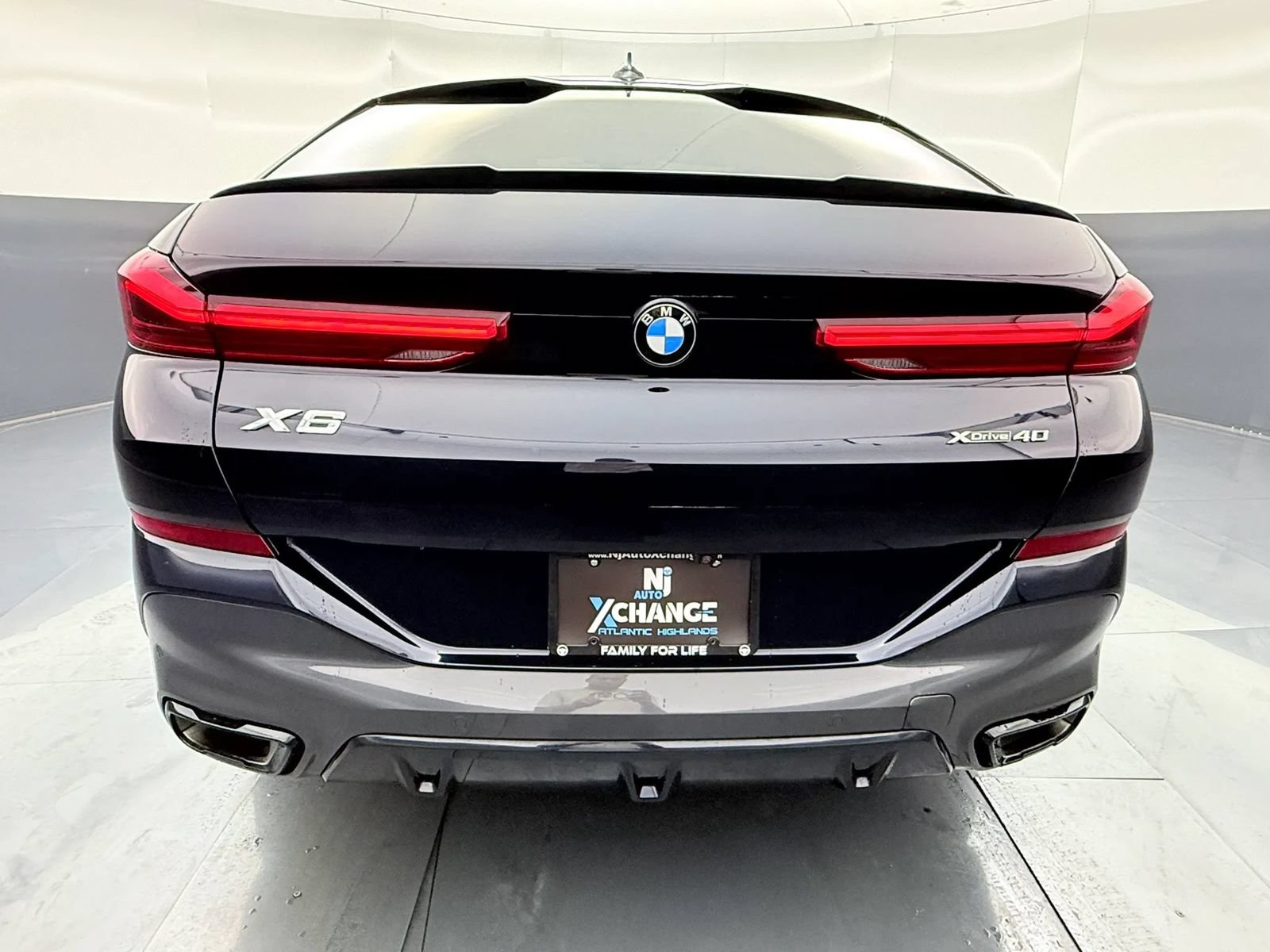 Used 2023 BMW X6 xDrive40i w/ M Sport Package AWD/4WD image 6