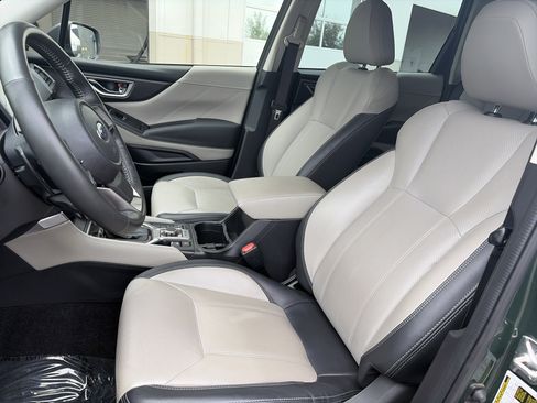 Used 2023 Subaru Forester Limited AWD/4WD image 14