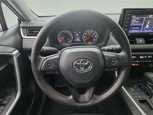 Used 2022 Toyota RAV4 XLE image 13