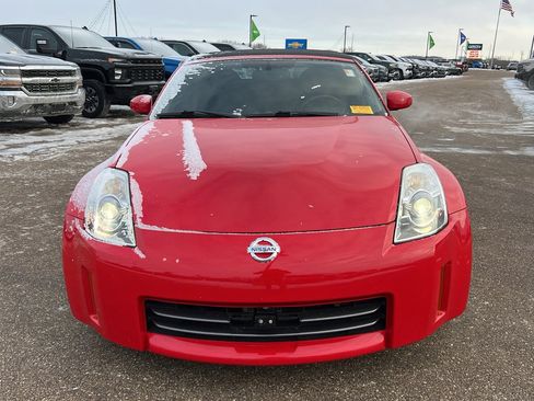 Used 2009 Nissan 350Z Touring image 9