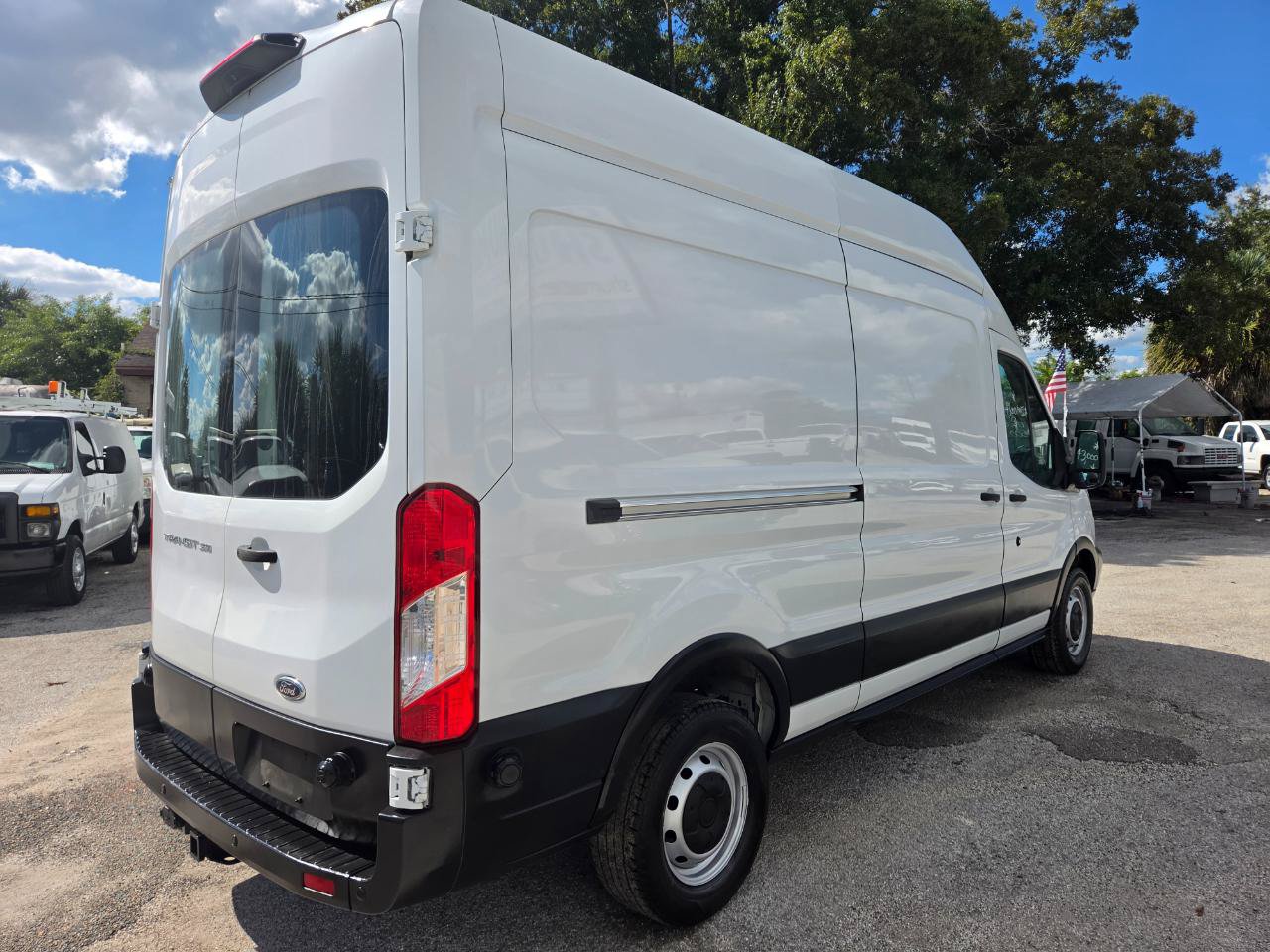 Used 2019 Ford Transit 350 148 High Roof RWD image 22