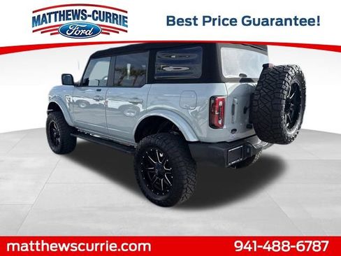 Used 2021 Ford Bronco Outer Banks image 6