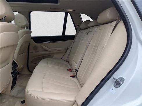 Used 2015 BMW X5 xDrive35d image 26