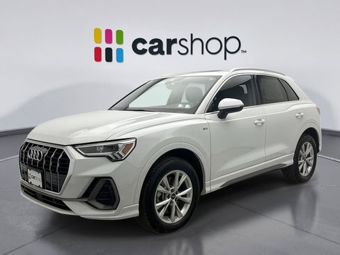 Used 2025 Audi Q3 2.0T Premium image 1