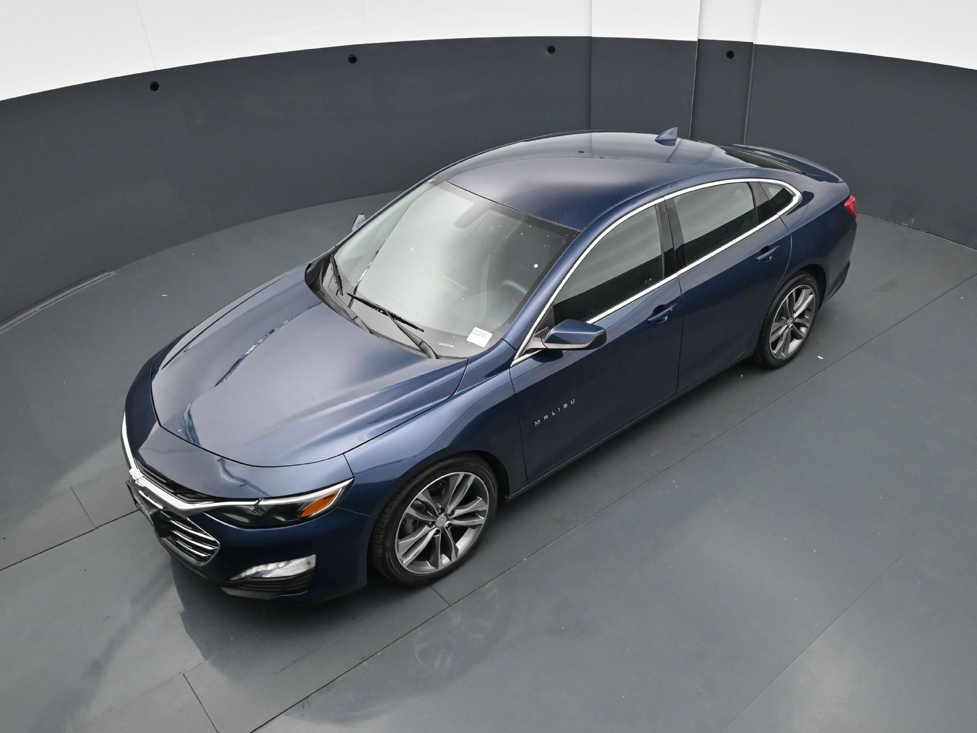Used 2021 Chevrolet Malibu LT FWD image 38