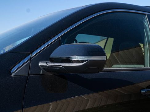 New 2026 Chevrolet Traverse LT image 8