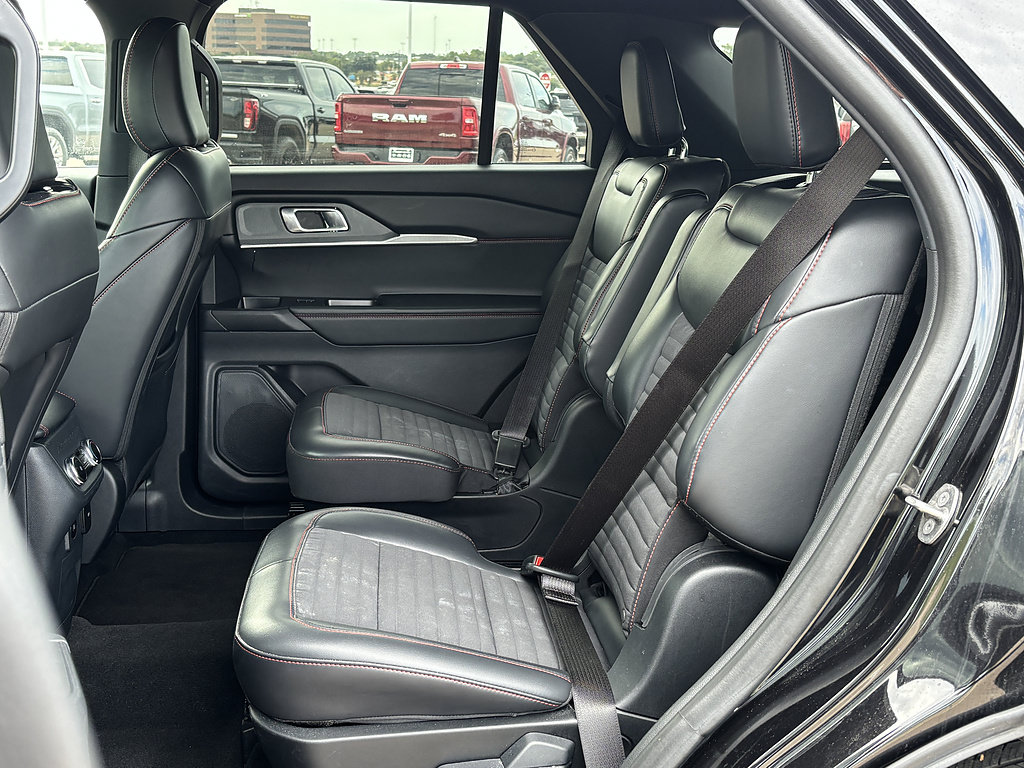 Used 2026 Ford Explorer ST-Line AWD/4WD image 15