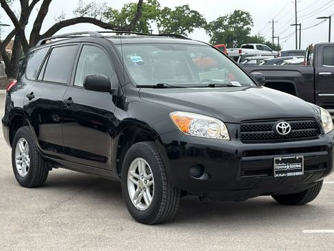 Used 2008 Toyota RAV4 2WD image 3