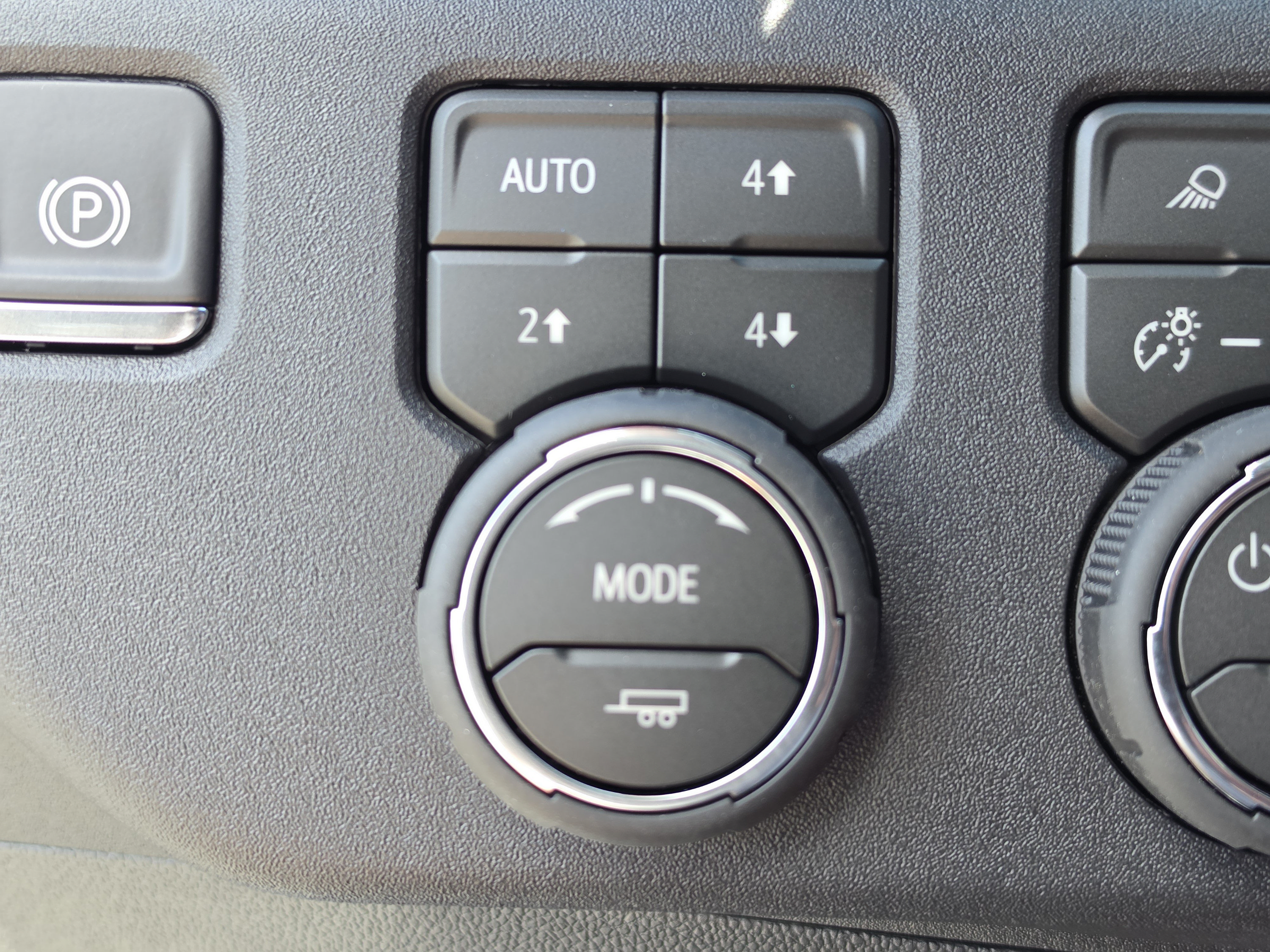 New 2026 Chevrolet Silverado 2500 High Country w/ Technology Package AWD/4WD image 34