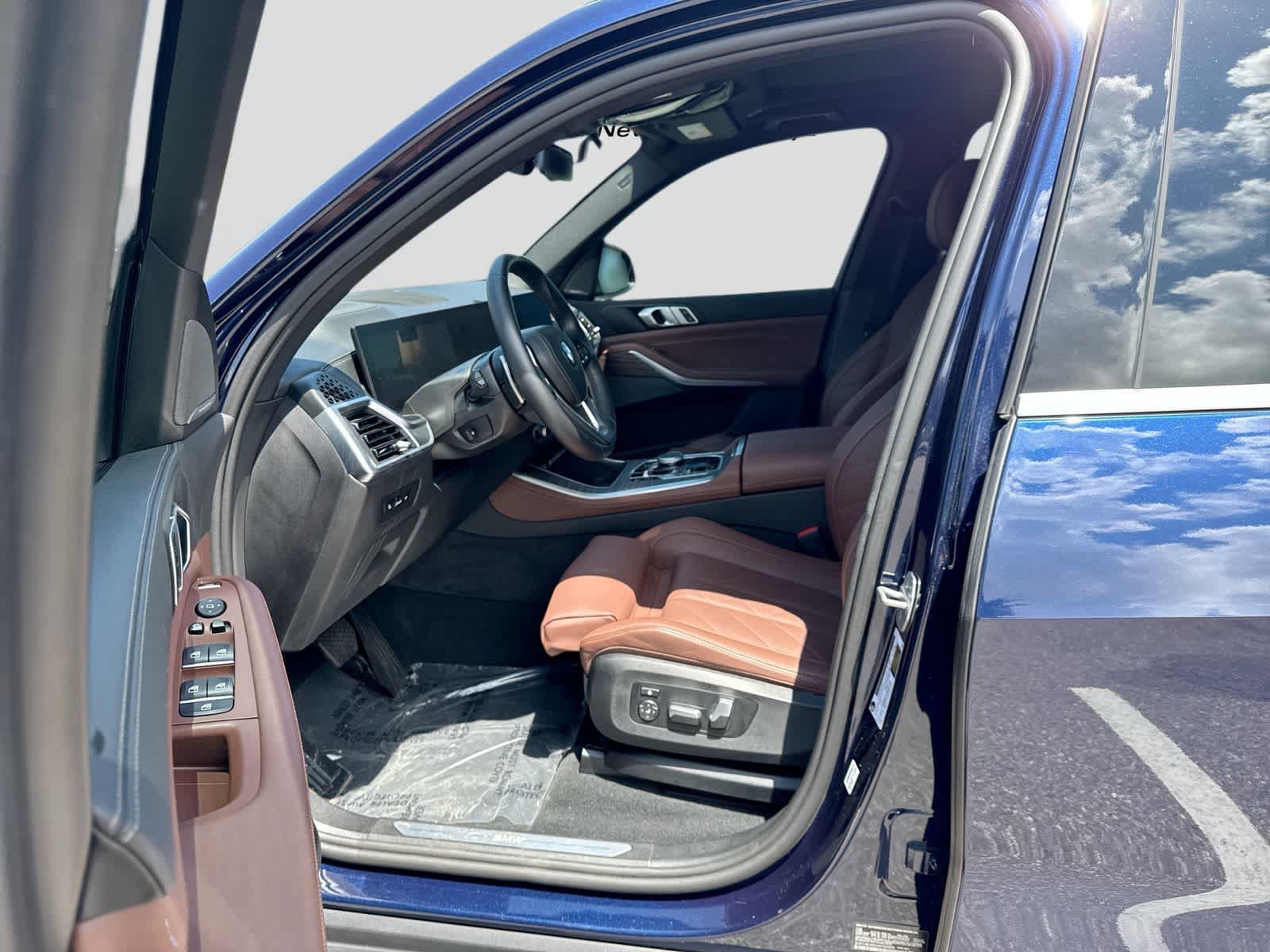 Used 2025 BMW X5 sDrive40i w/ Premium Package RWD image 10