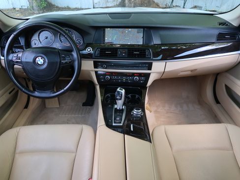 Used 2011 BMW 528i Sedan RWD image 11