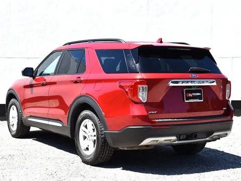 Used 2020 Ford Explorer XLT w/ Equipment Group 202A AWD/4WD image 2