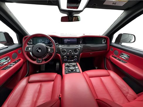Used 2025 Rolls-Royce Cullinan Black Badge AWD/4WD image 45